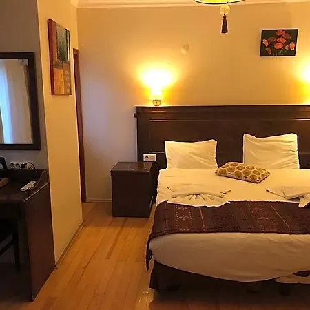 Berce Hotel Istanbul מלון איסטמבול